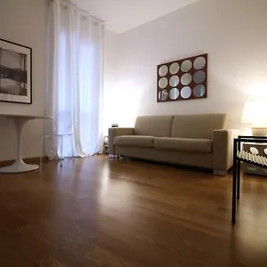 https://milan-apartment-brera-suite.italymilanhotels.net